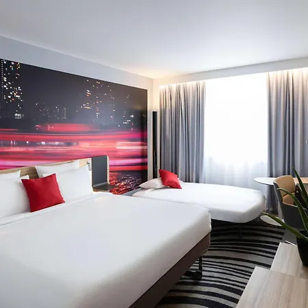 Novotel Centre Szálloda 4*