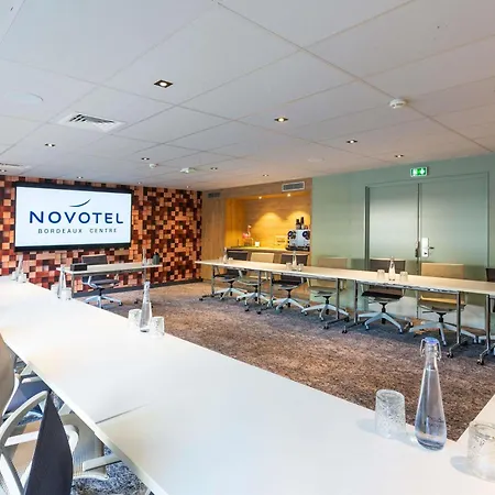 Novotel Centre Hotel 4*