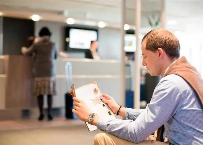 فندق Novotel Centre 4*