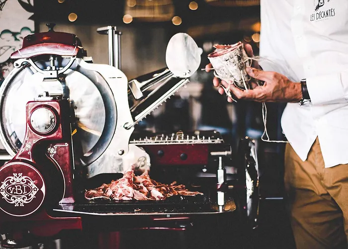 Novotel Centre فندق 4*