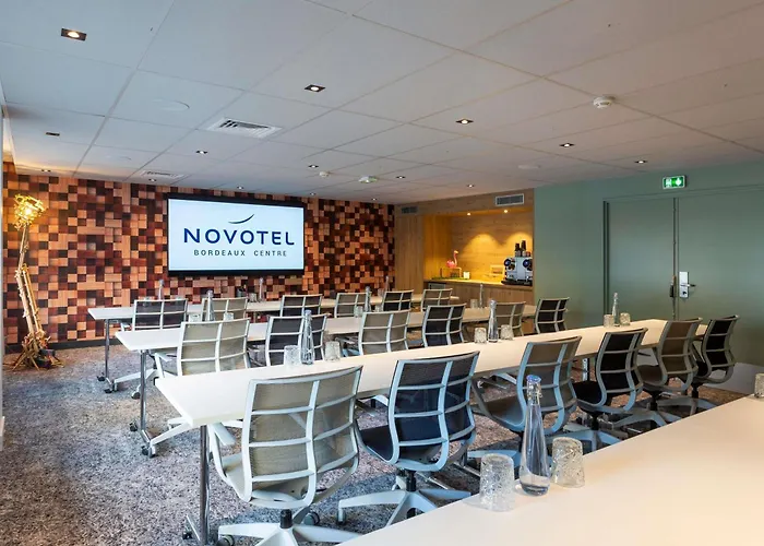 Hotel Novotel Centre 4*