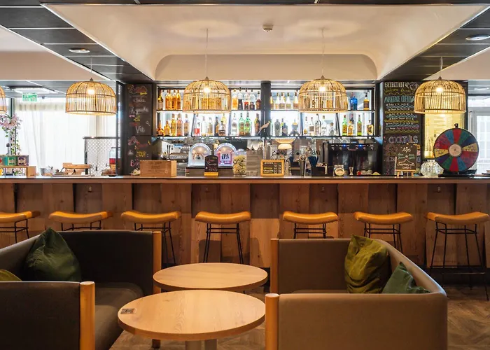 Novotel Centre Hotell 4*